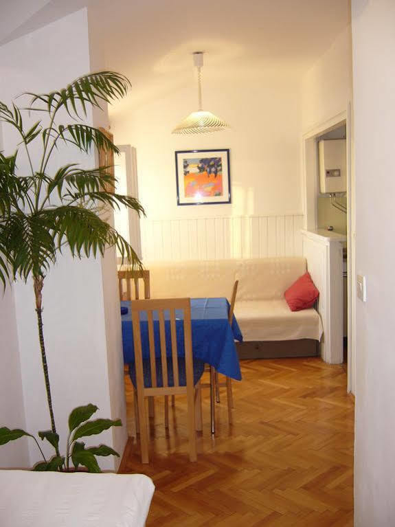 Apartment Viola ดูบรอฟนิก ภายนอก รูปภาพ